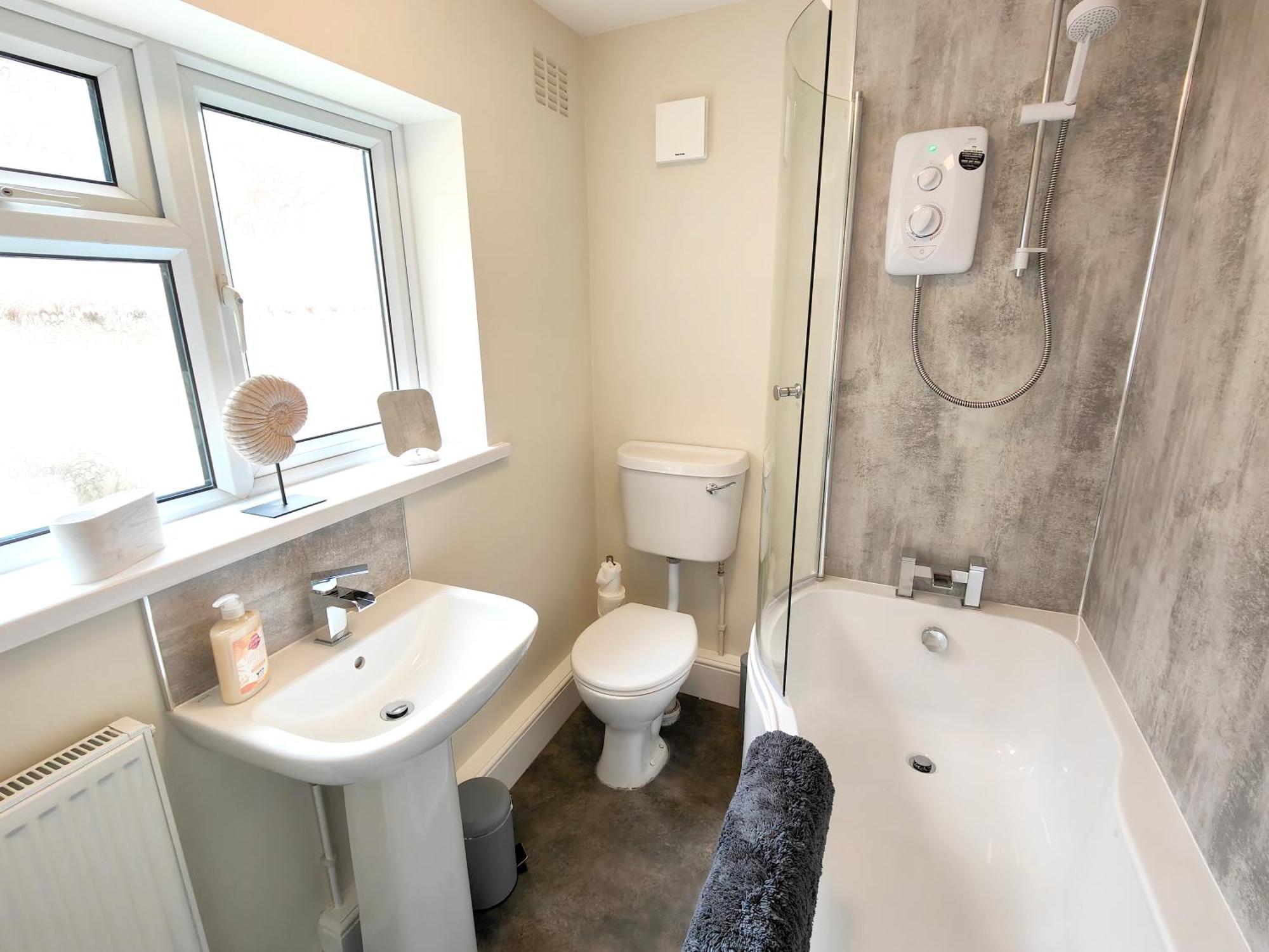 Douglas House, Near Hospital, Attractive And Comfy 2 Bedroom House With Enclosed Yard To Rear Carlisle  Eksteriør bilde